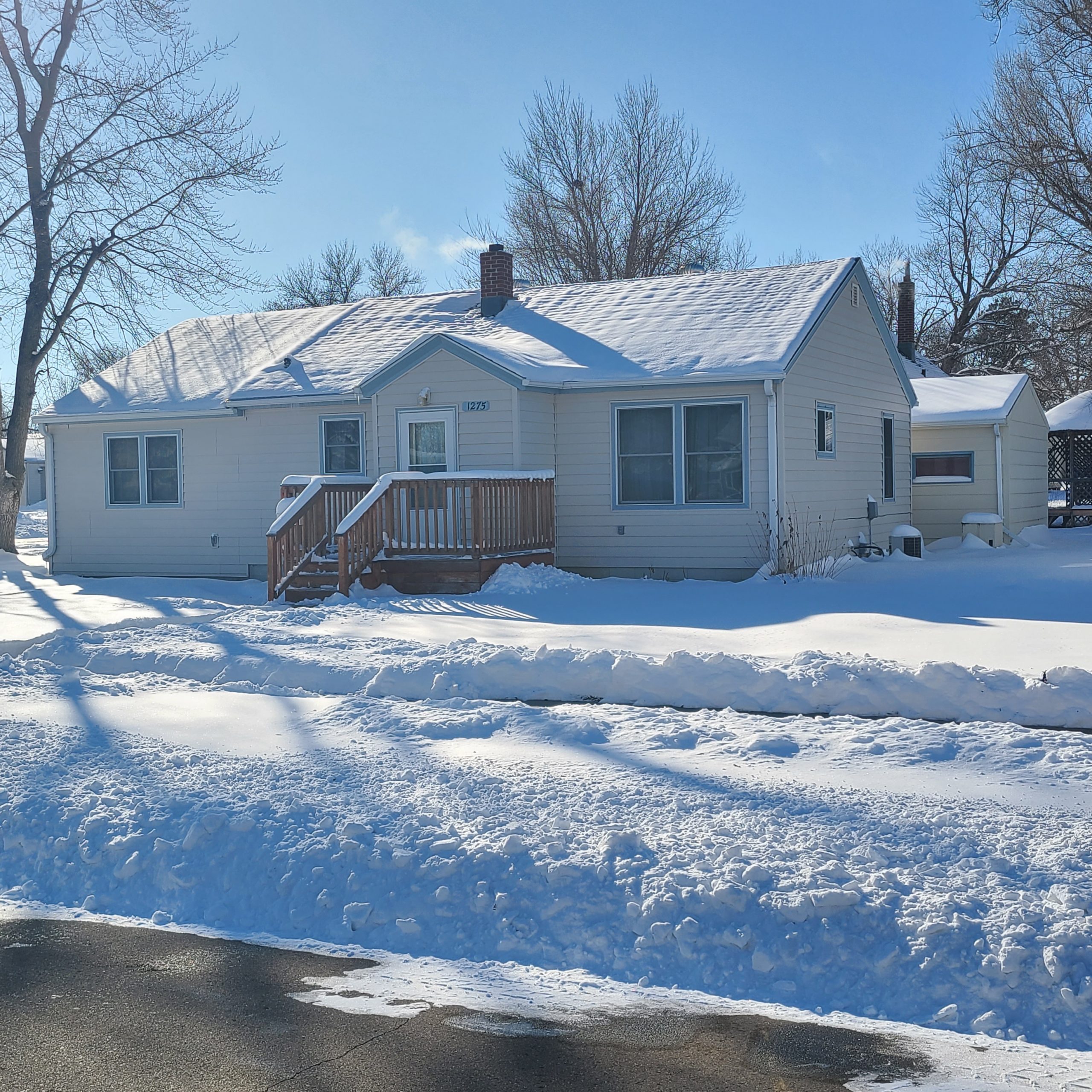 Auctions MEYER AUCTION SERVICE, LLC