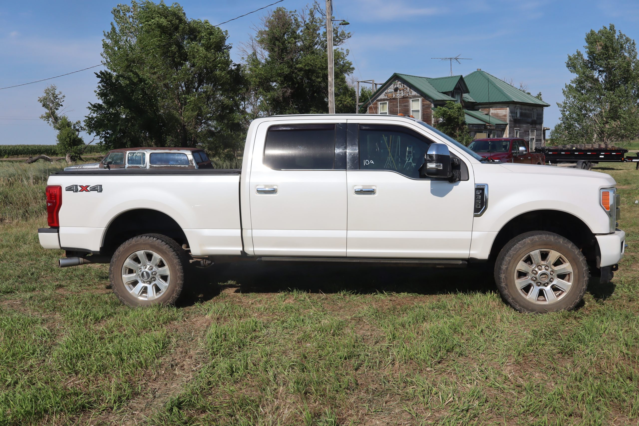 9/8 Leif Klicker Estate Online Only Auction 7pm CST